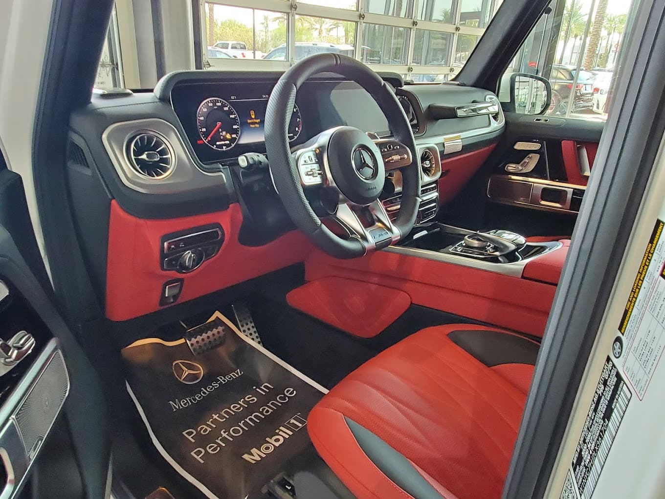 MERCEDES BENZ OF GILBERT 3